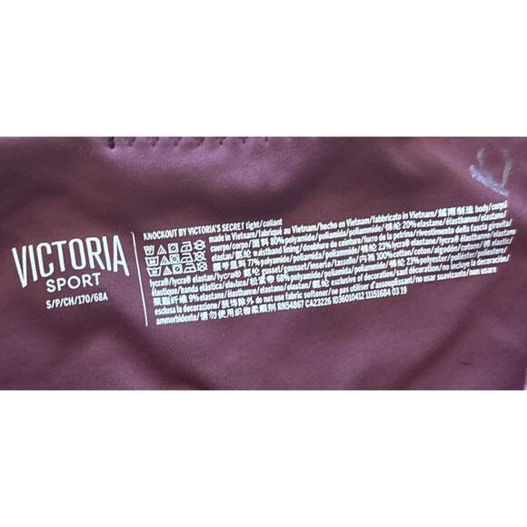 Victoria Sport Knockout HighWaist Burgundy Leggings With Side Cutout Detail Sz S - Picture 7 of 9